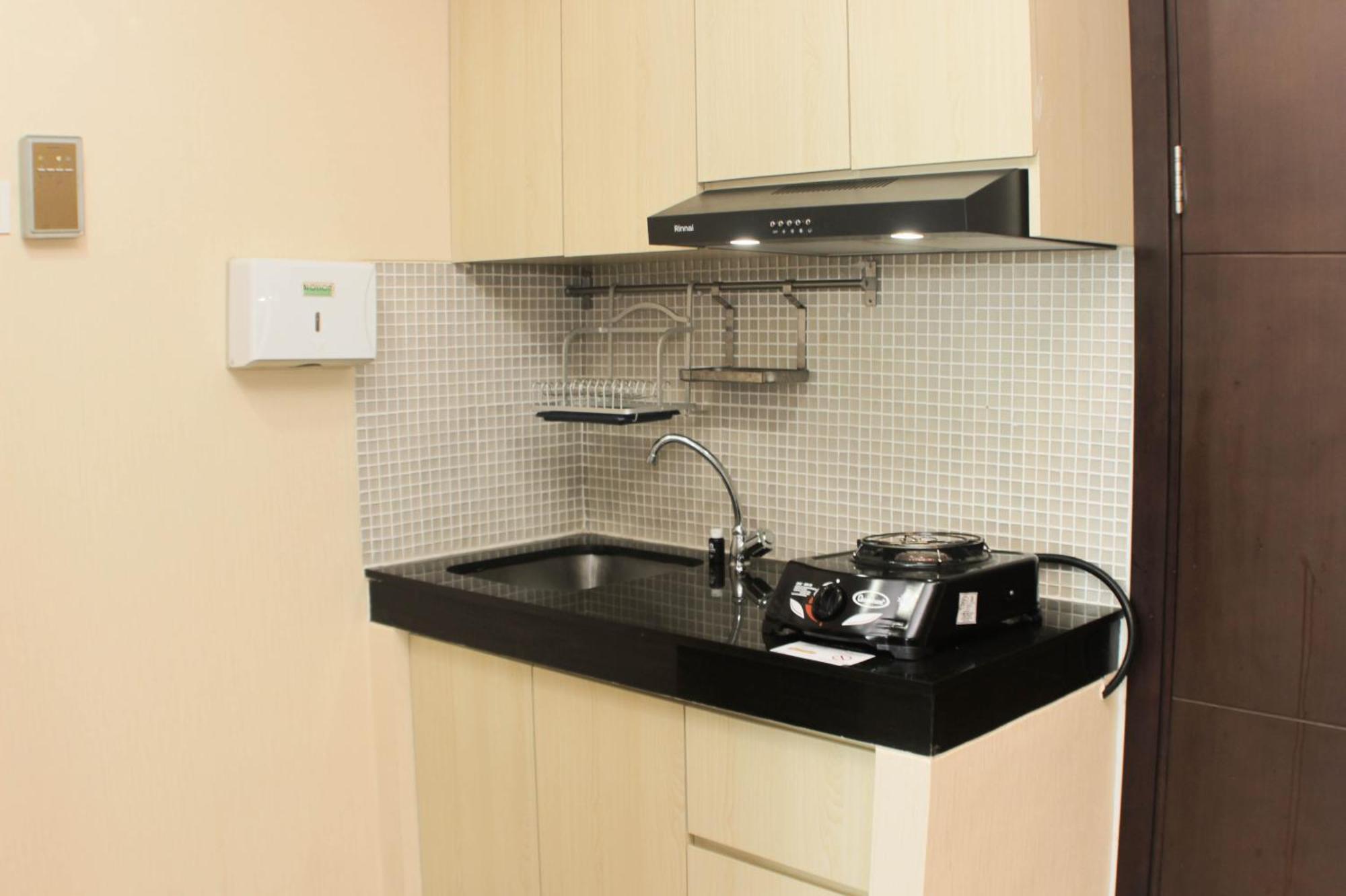 Comfort 1br At Sky Terrace By Travelio Apartemen Jakarta