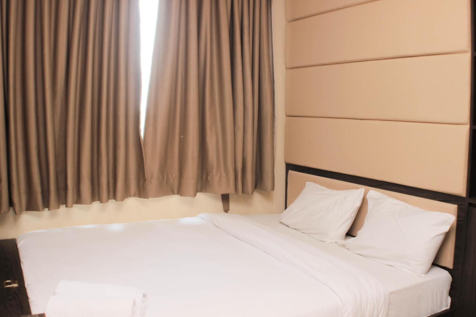 Comfort 1br At Sky Terrace By Travelio Apartemen *